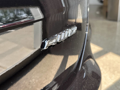 Used 2024 Ford Edge SEL image 10
