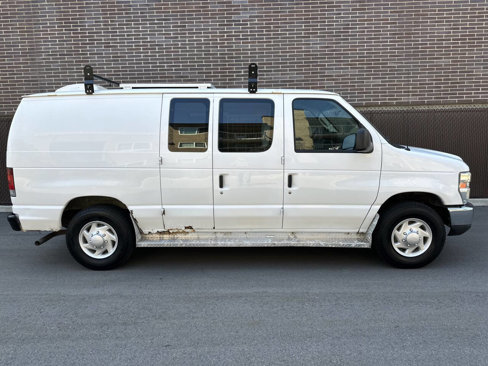 Used 2008 Ford E-250 and Econoline 250 image 6