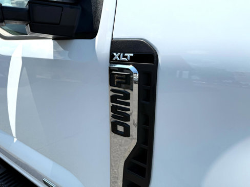 Used 2024 Ford F250 XLT w/ FX4 Off-Road Package image 45