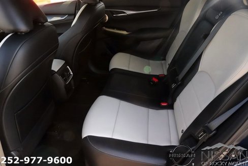 Used 2024 INFINITI QX55 Essential image 14