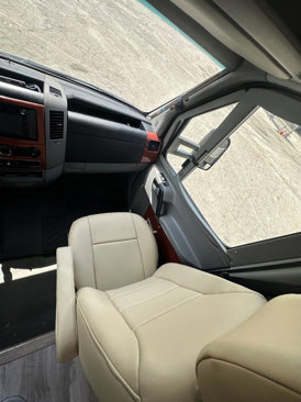 Used 2008 Dodge Sprinter 3500 image 23