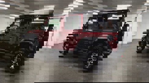 Used 2022 Jeep Wrangler Unlimited Rubicon w/ Cold Weather Group image 6