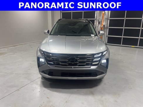 Used 2025 Hyundai Tucson Limited image 2