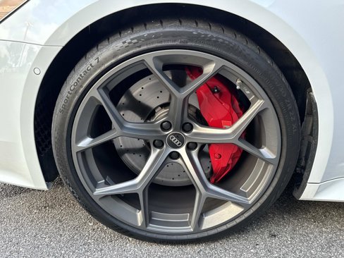 Used 2025 Audi RS 6 performance image 12