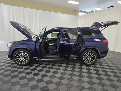 New 2025 Mercedes-Benz GLS 450 4MATIC image 12