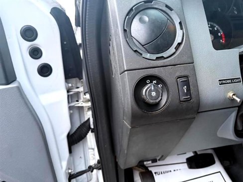 Used 2016 Ford F250 XL image 19