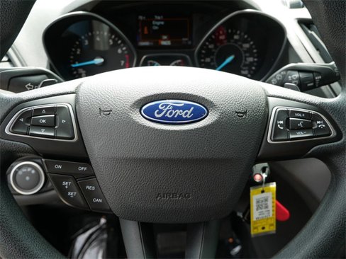 Used 2017 Ford Escape SE w/ SE Cold Weather Package image 17
