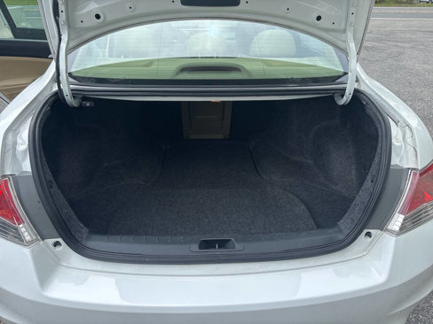Used 2012 Honda Accord LX image 22