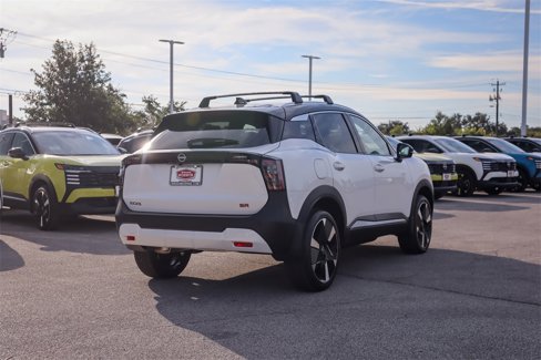 New 2026 Nissan Kicks SR image 5