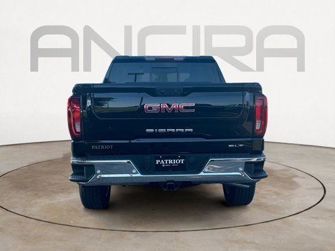 New 2026 GMC Sierra 1500 SLT image 9