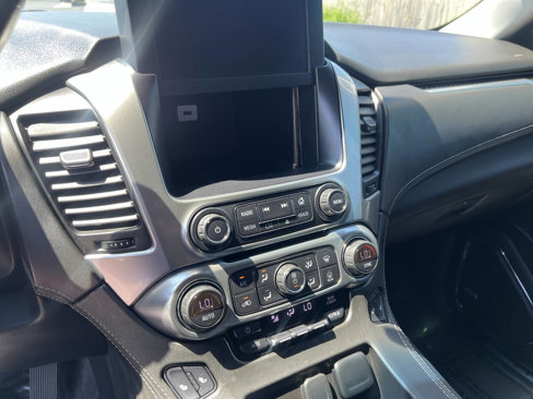 Used 2020 Chevrolet Suburban LT image 20
