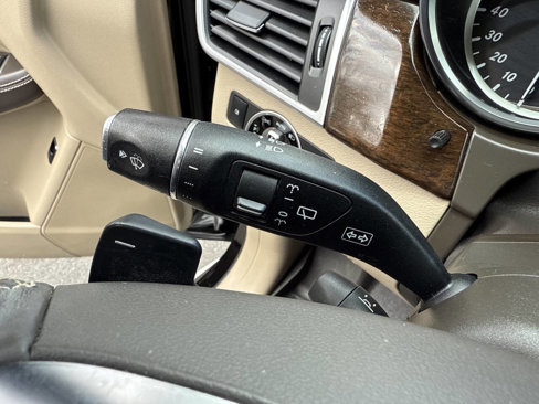 Used 2014 Mercedes-Benz ML 350 4MATIC image 32