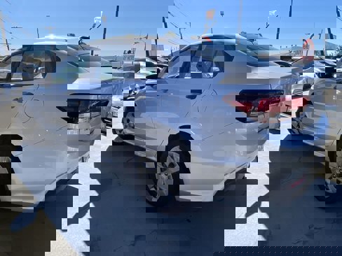 Used 2018 Kia Rio LX image 4