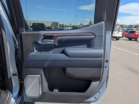 Certified 2024 Chevrolet Silverado 1500 High Country w/ Technology Package image 42