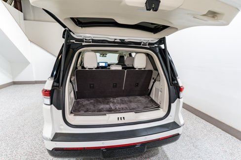 Used 2024 Lincoln Navigator Black Label image 39