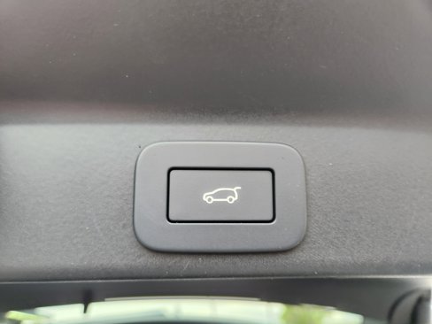New 2026 Jaguar F-PACE R-Dynamic S image 22