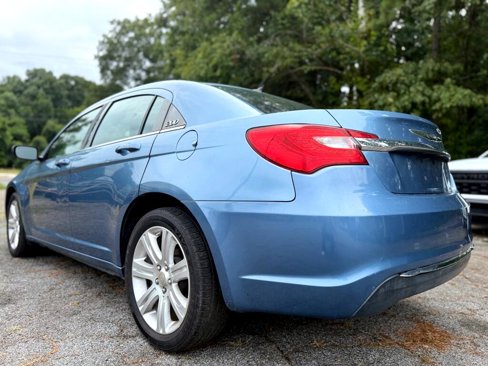 Used 2011 Chrysler 200 Touring image 24