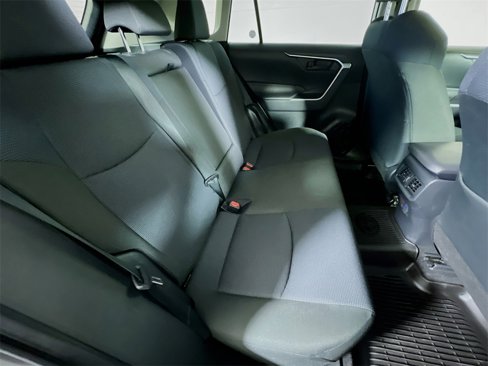 Certified 2025 Toyota RAV4 LE image 24