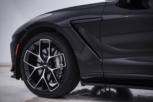 Used 2025 Aston Martin DBX 707 image 14