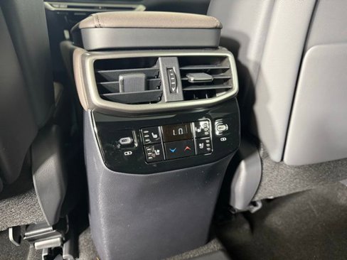 New 2025 Lexus RX 450h AWD w/ Luxury Package image 28