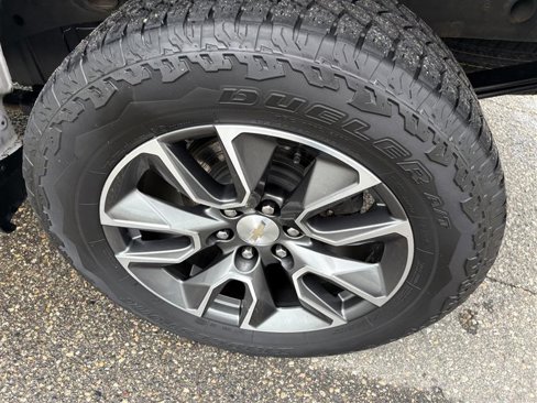 Used 2023 Chevrolet Silverado 1500 LT image 6