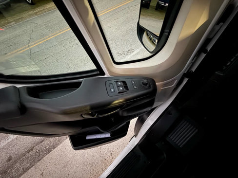 Used 2015 RAM ProMaster 2500 image 27