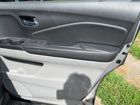 Used 2020 Honda Pilot EX image 24