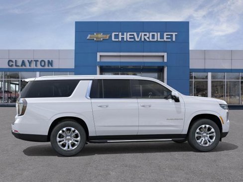 New 2026 Chevrolet Suburban LT w/ Comfort Package image 5