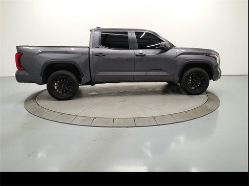 Used 2025 Toyota Tundra SR5 image 9