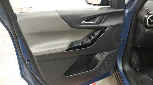 New 2026 Chevrolet Equinox LT w/ Convenience Package II image 24