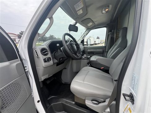 New 2026 Ford E-450 and Econoline 450 Super Duty w/ Power Equipment Group image 9