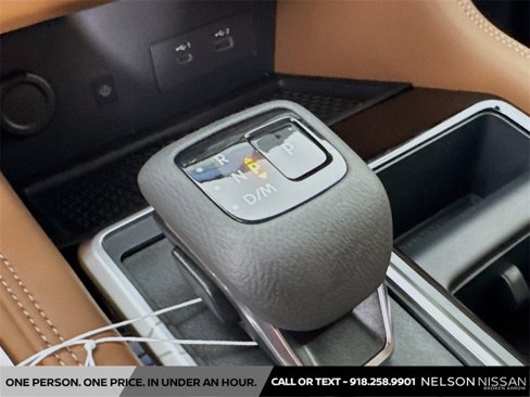 New 2025 Nissan Pathfinder Platinum image 17