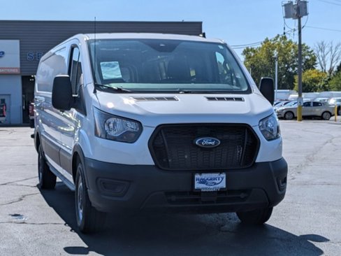 Certified 2024 Ford Transit 150 Low Roof image 3