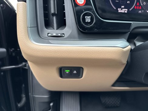 Certified 2024 Porsche Cayenne Coupe image 33