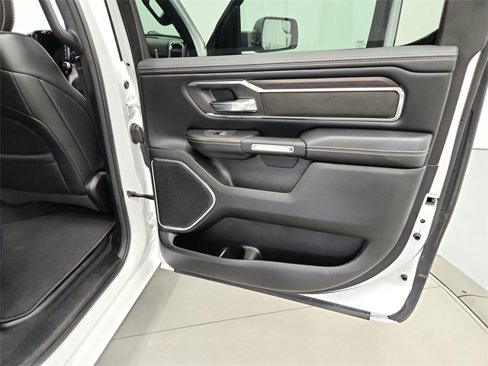 Used 2025 RAM 1500 Laramie image 39