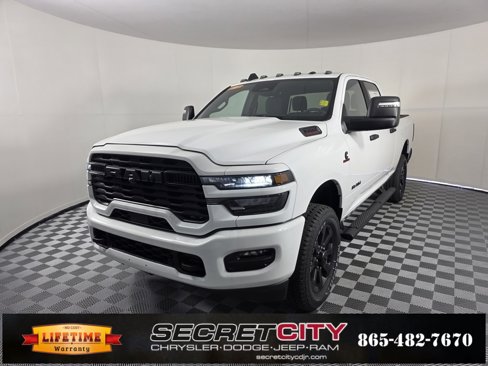 New 2025 RAM 3500 Big Horn image 3