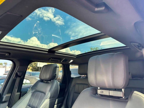 Used 2022 Land Rover Range Rover Sport HSE Silver Edition image 25