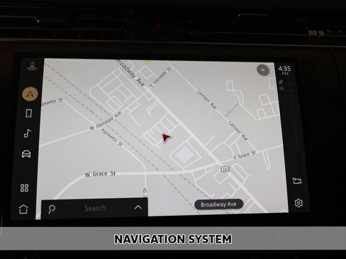 Used 2023 Land Rover Range Rover Sport SE Dynamic image 3