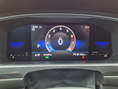 Certified 2022 Volkswagen Tiguan SE image 21