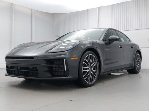 New 2025 Porsche Panamera 4 image 1