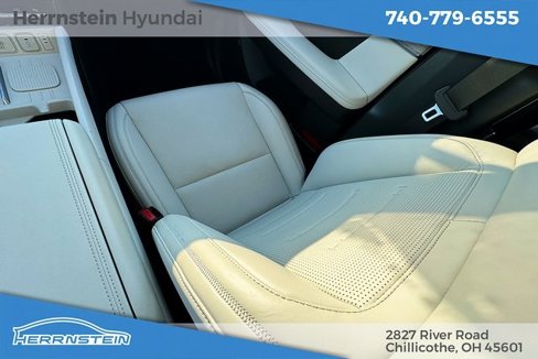 Used 2025 Hyundai Santa Fe Calligraphy image 13