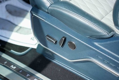 Used 2023 Ford F150 Limited image 31