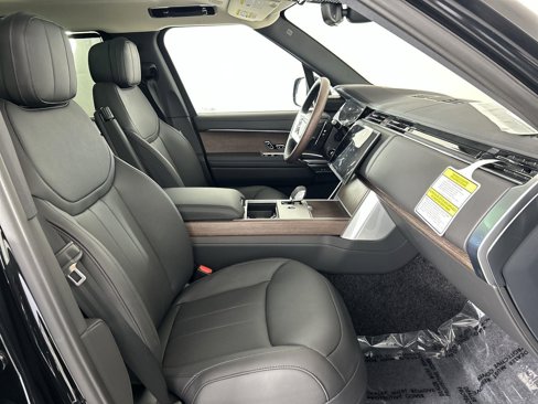 New 2025 Land Rover Range Rover Long Wheelbase SE image 32