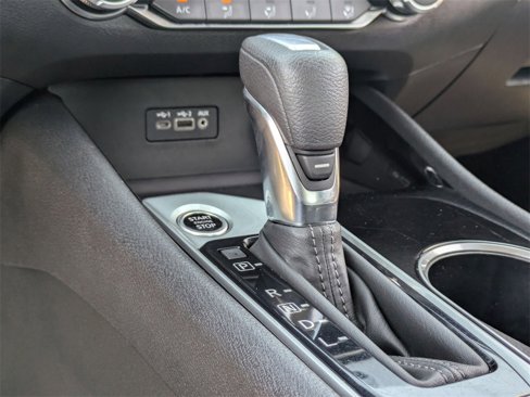 Used 2024 Nissan Altima 2.5 SV image 22