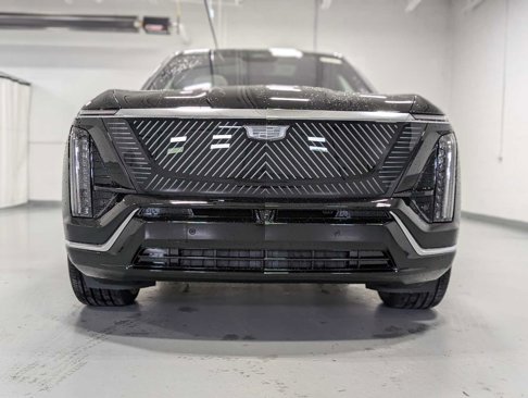 New 2026 Cadillac Vistiq Luxury w/ LPO, Floor Liner Package image 2