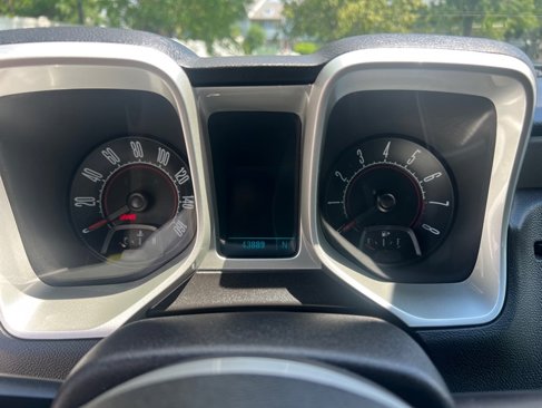 Used 2010 Chevrolet Camaro LS image 37