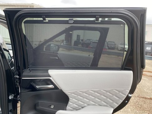 New 2025 Mitsubishi Outlander SEL image 28