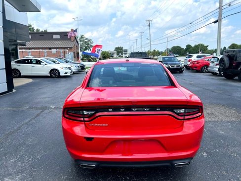 Used 2022 Dodge Charger SXT image 4