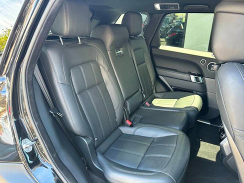 Used 2022 Land Rover Range Rover Sport HSE Silver Edition image 30
