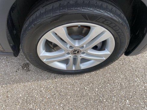 Used 2019 Mercedes-Benz GLA 250 4MATIC image 33